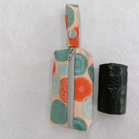 Kotbeutelspender, Kotbeutelhalter, Gassibeutelspender