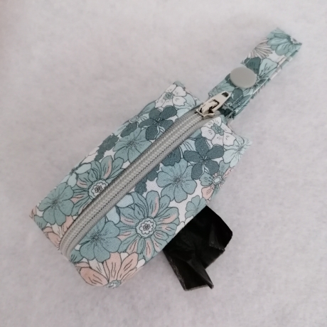 Kotbeutelspender, Kotbeutelhalter, Gassibeutelspender