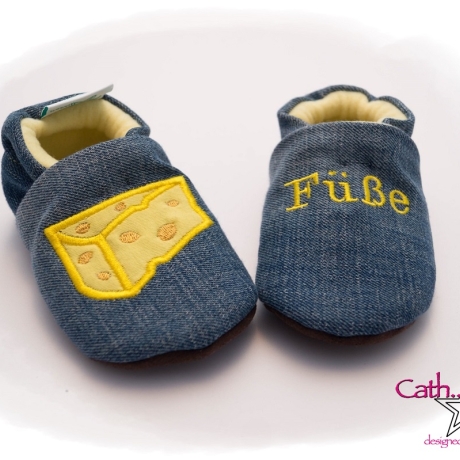 Upcycling Jeanspuschen Käse-Füße vegan