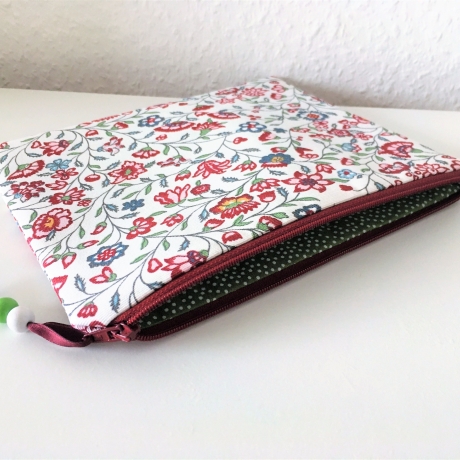 Großes Schminktäschchen Etui weinrote Kornblumen 22x18 cm
