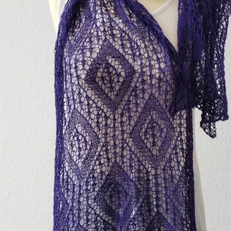 Lace-Stola Brautstola Lila, Handgestrickt