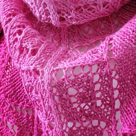   Dreiecktuch, Stola  Laura, Handgestrickt