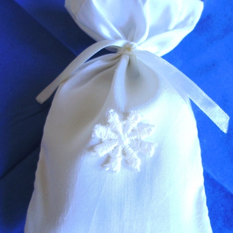 Lavendelsäckchen♥Seide mit Blütenapplikation♥von Hobbyhaus