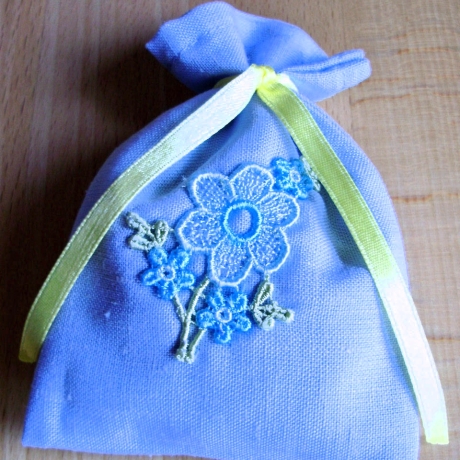 Lavendelsäckchen♥mit einer Blumenapplikation♥von Hobbyhaus