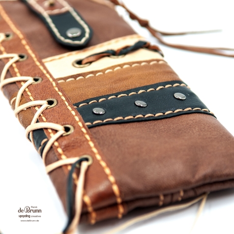 UPCYCLING Handytasche, Handyhülle, Handyetui aus Leder