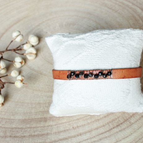 Lederarmband, Draht umwickelt mit Obsidian Perlen