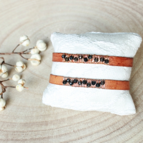 Lederarmband, Draht umwickelt mit Obsidian Perlen