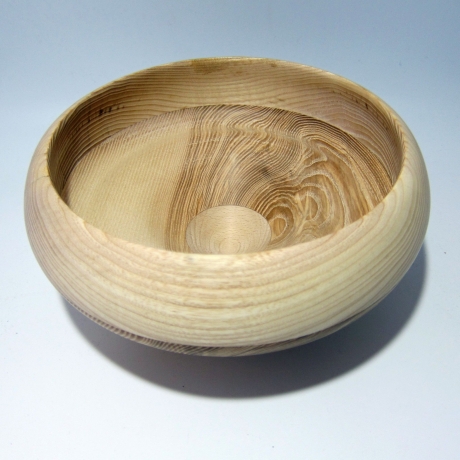 Eschenholz Schale geschwungen / Handarbeit aus Bayern / 23cm