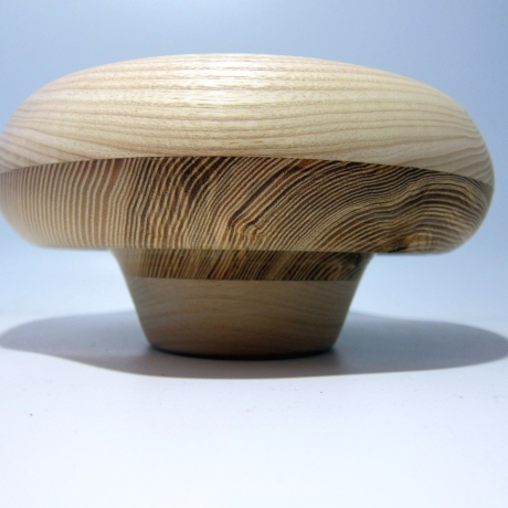 Eschenholz Schale geschwungen / Handarbeit aus Bayern / 23cm