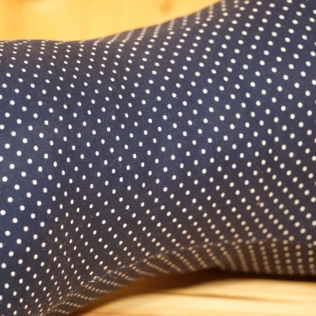 Leseknochen, Nackenkissen, blau mit weißen Punkten