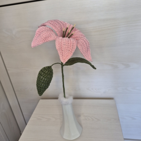 Lilie - rosa (Häkelblume)