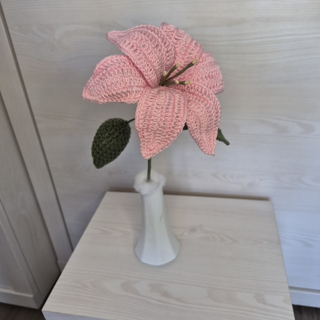 Lilie - rosa (Häkelblume)