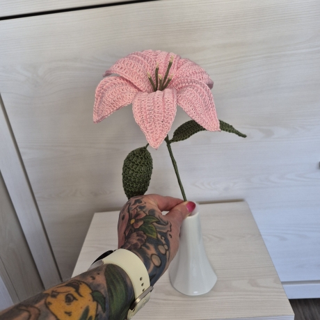 Lilie - rosa (Häkelblume)