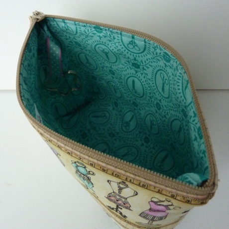 Kosmetiktasche Lucy dressform