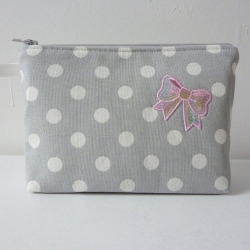 Kosmetiktasche Lucy Punkte grau