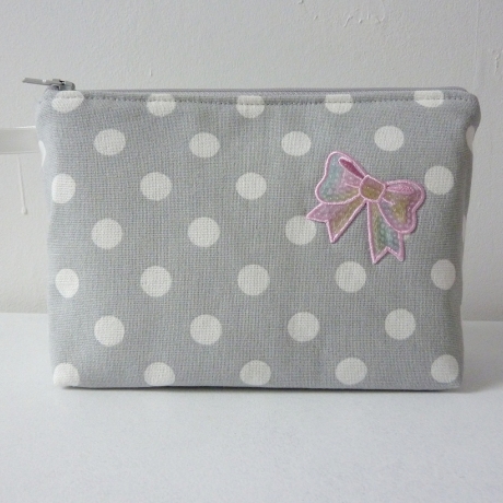 Kosmetiktasche Lucy Punkte grau