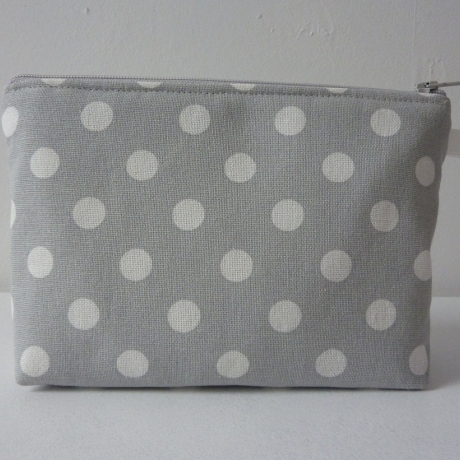 Kosmetiktasche Lucy Punkte grau