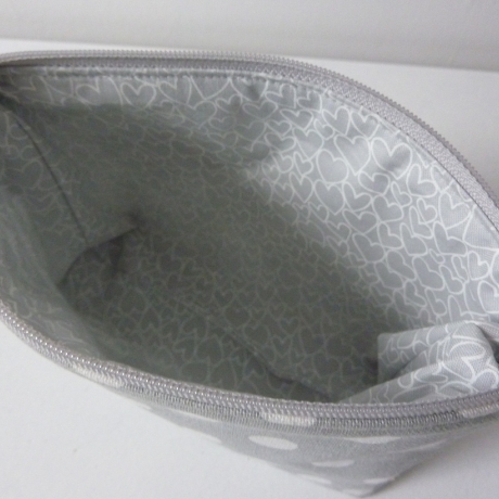 Kosmetiktasche Lucy Punkte grau