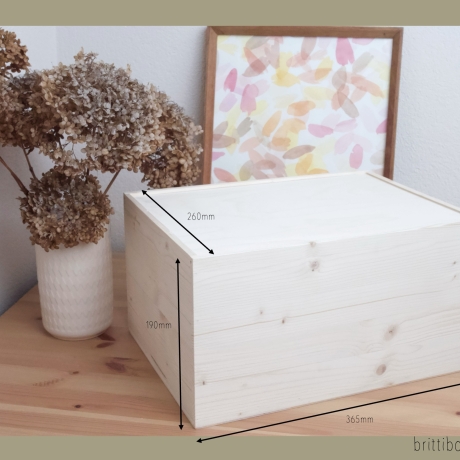 Erinnerungskiste personalisiert aus Holz | Gänseblümchen