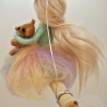Mädchen auf Schaukel