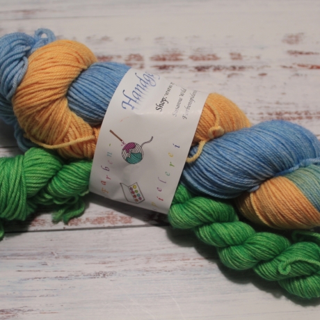 Handgefärbte Kuschel(socken)wolle MerNy 21/42 - 100+20 g - 