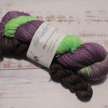 Handgefärbte Kuschel(socken)wolle MerNy 21/43 - 100+20 g - 