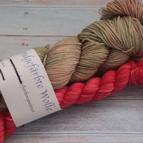 Handgefärbte 2-fädige Sockenwolle HighTwist 23/13 - 100+20 g -