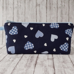 Federtäschchen Mimi 2.0 Herzen blau