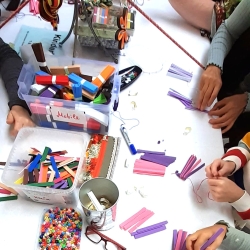große Bastel-Box für Kinder Moosgummi-Bastel-Box Bastel-Set 