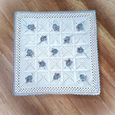 Baby Decke Maus Mäuschen Babydecke gehäkelt granny square