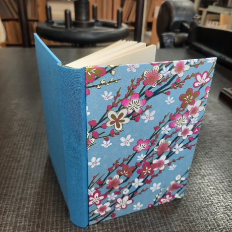 Notizbuch, ca. A6, blanko, handgemacht, Chiyogamipapier, Gewebe