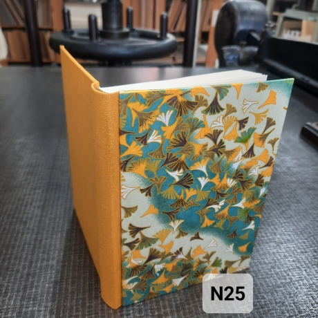 Notizbuch, ca. A6, blanko, handgemacht, Chiyogamipapier, Gewebe