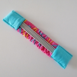 Nadelgarage  für 15cm lange Nadeln Nadelspieltasche Nadelsafe