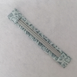 Nadelgarage  für 20cm lange Nadeln Nadelspieltasche Nadelsafe