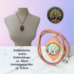 Kette mit Anhänger Blatt-Form
