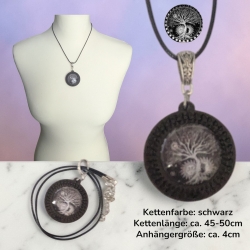 Kette Holzanhänger Blumenform mit Motivstein