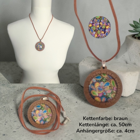Kette Holzanhänger Blumenform mit Motivstein