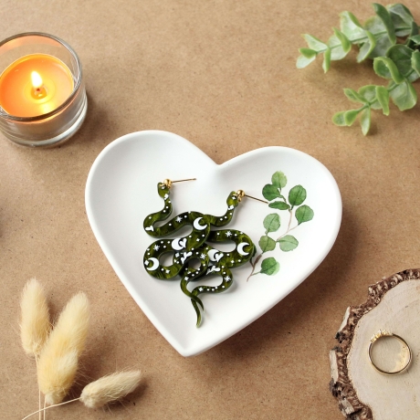 Schlangen Ohrringe Boho Luana – grüne Acryl Ohrhänger Edelstahl