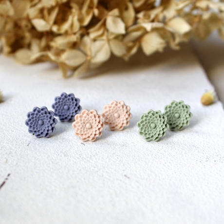Mandala Blumen Mini Ohrstecker • Polymer Clay | Ohrschmuck