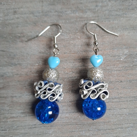 Ohrringe aus Perlen/Kapseln,blau/ silber, Upcycling