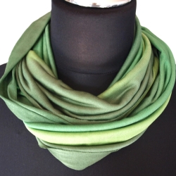 SCHLAUCHSCHAL LOOP SEIDENJERSEY 100% reine Seide Unikat Grüntöne