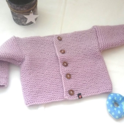  Strickjacke Baby in Rosa und der Größe 62/68