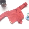 Wickeljacke Baby in Koralle und der Größe 62/68