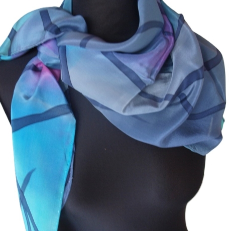Seidentuch blau handbemalt Unikat hochwertige Crepe deChine Seide