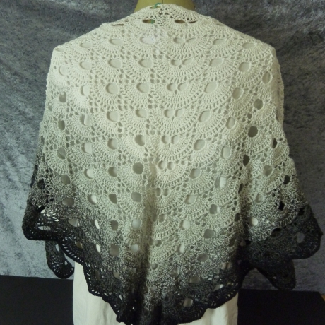 Dreieckstuch / Virustuch  Iris  fertig gehäkelt