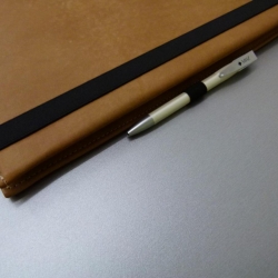 Schreibbuch DIN A 4 in Leder - 24 Farben ohne Namen