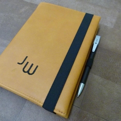 Schreibbuch DIN A 6 Leder - 24 Farben mit Namen / Initialen