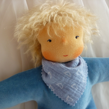 TausendschönStoffpuppen Nickilie