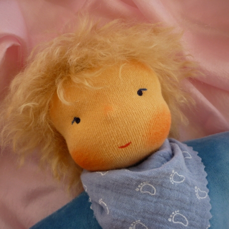 TausendschönStoffpuppen Nickilie