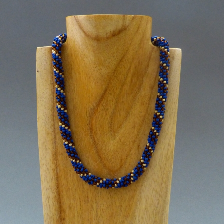Perlenkette, Häkelkette, blau braun creme, 46 cm, unisex